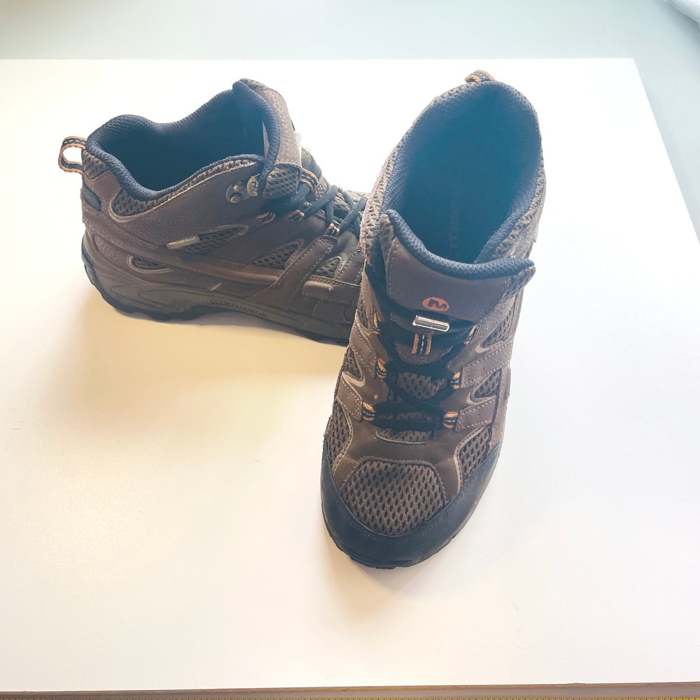 Merrell Youth/Womens Waterproof Hiking Moab 2 Mid Boots 5.5M Youth/7-7.5 W Brown